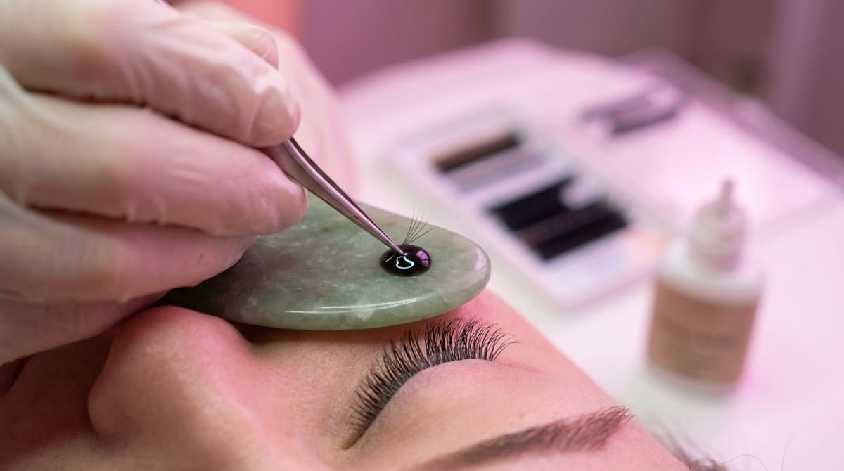 Lash Adhesive Sensitivity and Patch Tests