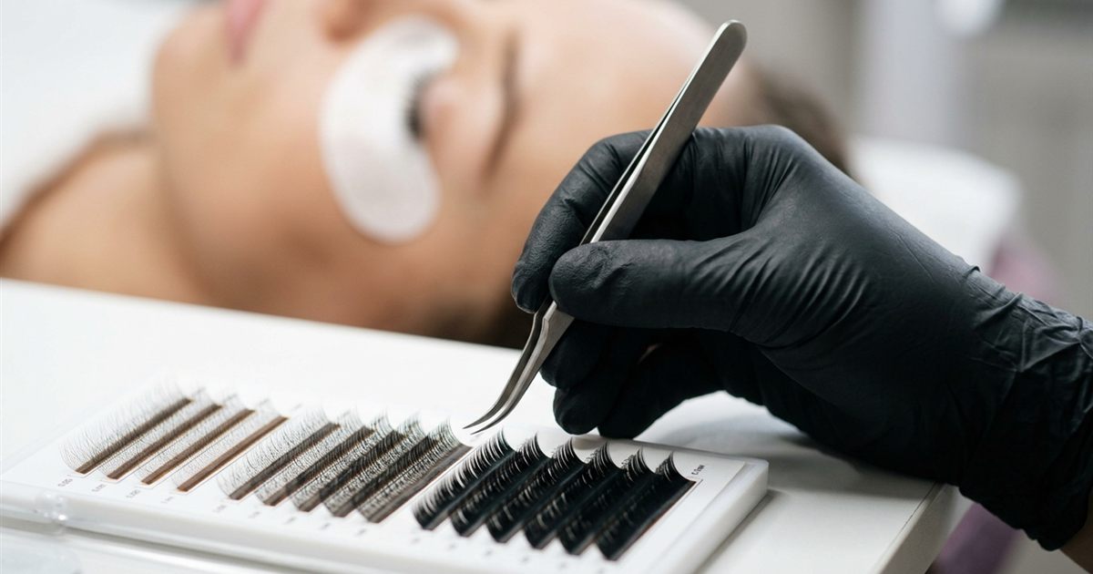 Lash Extension Weight: A Beginner's Guide